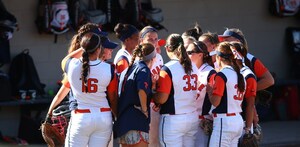 Syracuse's offense couldn't drive home timely runs which was ultimately its downfall. 